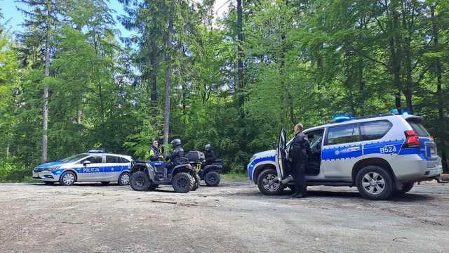 Leśne rajdy pod lupą policji. Weekendowa akcja na drogach i bezdrożach powiatu świdnickiego