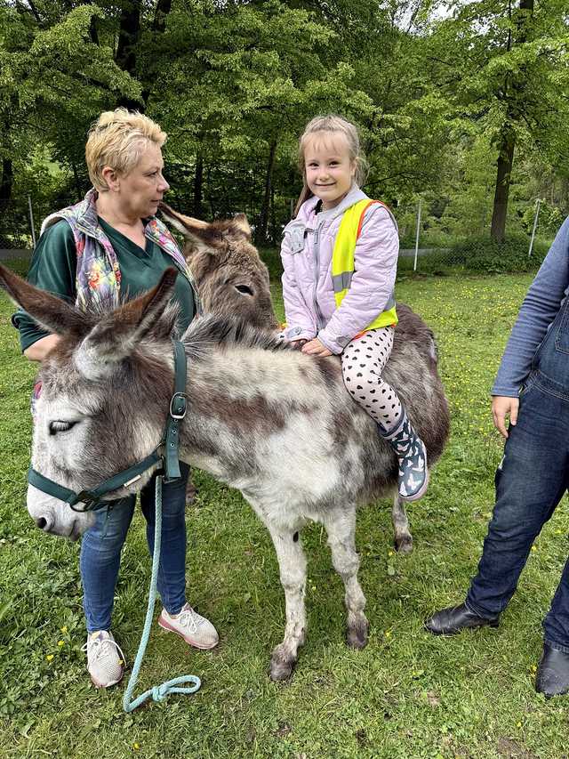 Przedszkolaki z Pszenna na warsztatach z Onoterapii w Lubachowie