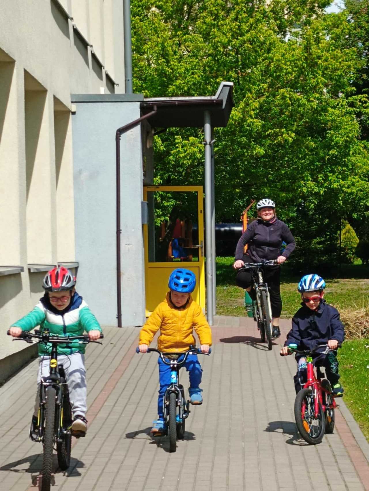 [FOTO] Rowerowy maj w Przedszkolu Słoneczko