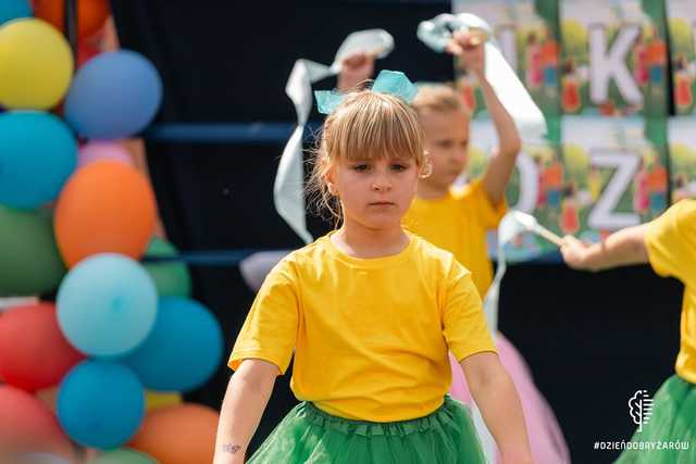 [FOTO] Moc atrakcji na Pikniku Rodzinnym przy Szkole Podstawowej w Żarowie