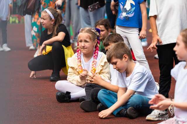 [FOTO] Moc atrakcji na Pikniku Rodzinnym przy Szkole Podstawowej w Żarowie