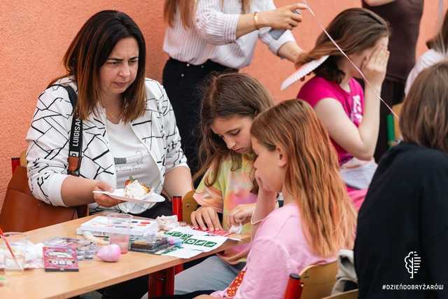 [FOTO] Moc atrakcji na Pikniku Rodzinnym przy Szkole Podstawowej w Żarowie
