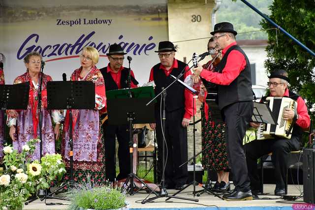 [WIDEO/FOTO] Powitanie Lata na Ludowo. Zespoły folklorystyczne z naszego regionu wystąpiły w Goczałkowie