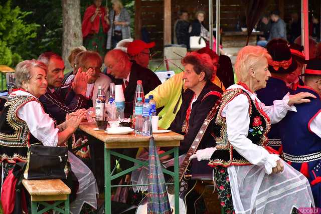 [WIDEO/FOTO] Powitanie Lata na Ludowo. Zespoły folklorystyczne z naszego regionu wystąpiły w Goczałkowie