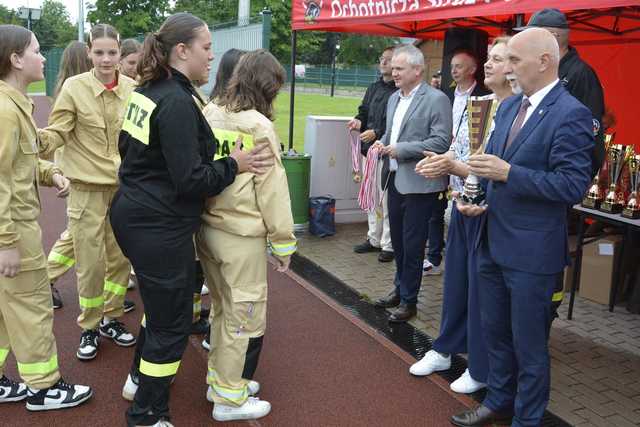 [FOTO/WYNIKI] Jednostki OSP z gminy Strzegom rywalizowały w Gminnych Zawodach-Sportowo Pożarniczych