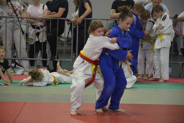 [FOTO] Upamiętnili Edwarda Brzegowego w duchu sportowej rywalizacji podczas XXIII Międzynarodowego Memoriału Judo w Strzegomiu