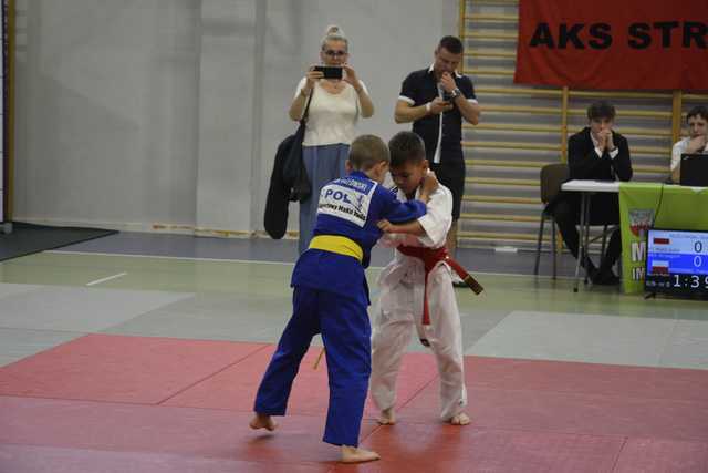 [FOTO] Upamiętnili Edwarda Brzegowego w duchu sportowej rywalizacji podczas XXIII Międzynarodowego Memoriału Judo w Strzegomiu