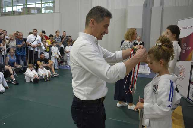 [FOTO] Upamiętnili Edwarda Brzegowego w duchu sportowej rywalizacji podczas XXIII Międzynarodowego Memoriału Judo w Strzegomiu