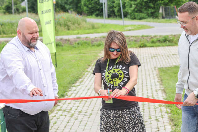 [FOTO] Zabawa połączona z odkrywaniem lokalnych perełek. Za nami otwarcie nowego questu w Bukowie
