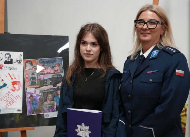 [FOTO] Sukces uczennic LO w Świebodzicach na wojewódzkim konkursie plastycznym