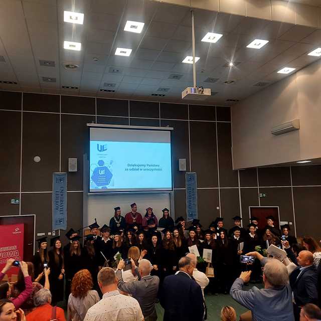 [FOTO] Uczniowie SP nr 1 w Świdnicy reprezentowali powiat na V Uniwersytecie Liderów