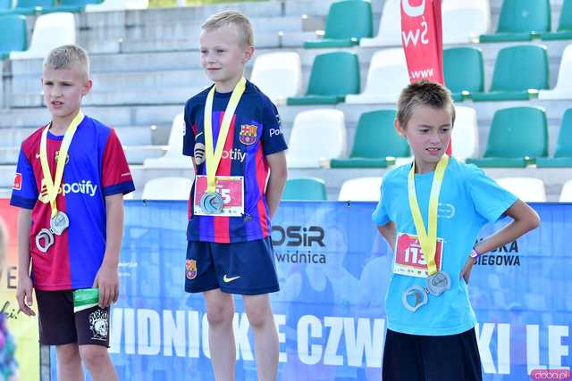 [FOTO] Czas na finał! Zacięta rywalizacja w Świdnickim Czwartku Lekkoatletycznym