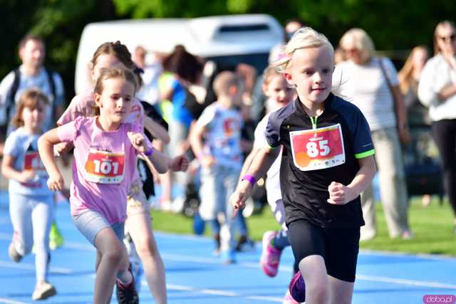 [FOTO] Czas na finał! Zacięta rywalizacja w Świdnickim Czwartku Lekkoatletycznym