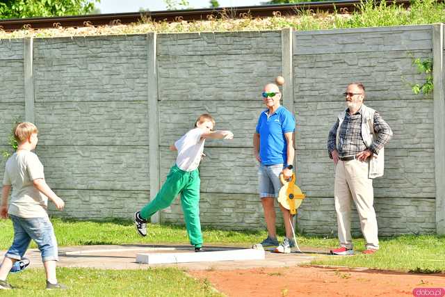 [FOTO] Czas na finał! Zacięta rywalizacja w Świdnickim Czwartku Lekkoatletycznym