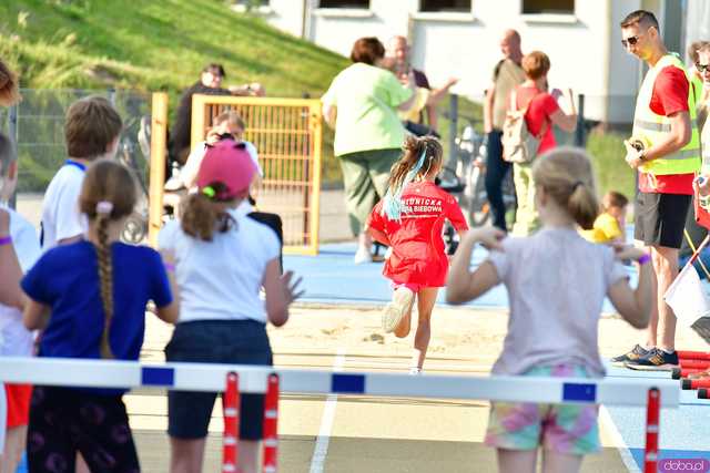 [FOTO] Czas na finał! Zacięta rywalizacja w Świdnickim Czwartku Lekkoatletycznym