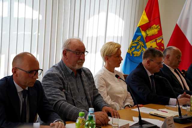 Wotum zaufania i absolutorium dla wójta gminy Świdnica 