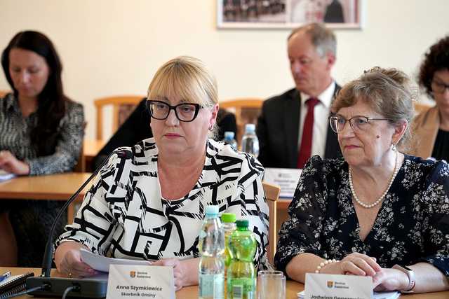 Wotum zaufania i absolutorium dla wójta gminy Świdnica 