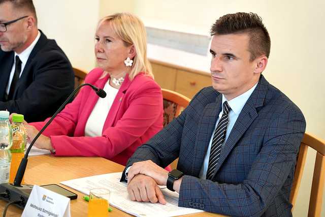 Wotum zaufania i absolutorium dla wójta gminy Świdnica 