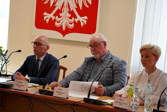 Wotum zaufania i absolutorium dla wójta gminy Świdnica 