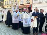 [WIDEO/FOTO] Uroczystości przyjęcia nowych członków do Zakonu Rycerskiego Świętego Grobu w Jerozolimie. Wśród nich bp Mendyk 