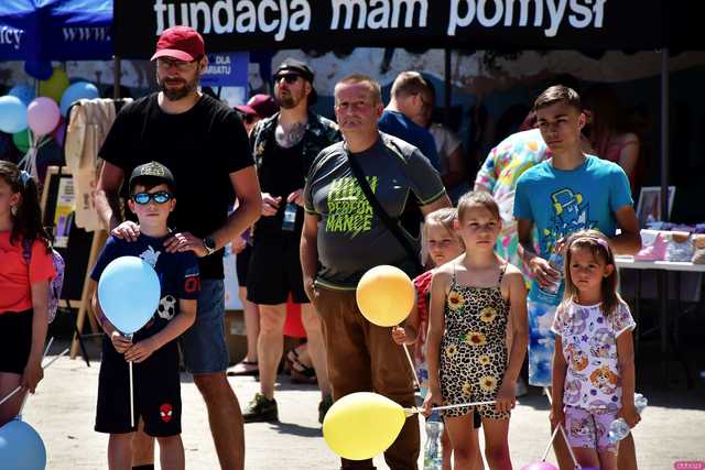 [WIDEO/FOTO] Po raz czwarty pobiegli, aby promować rodzicielstwo zastępcze