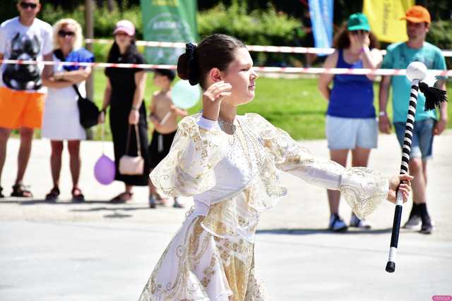[WIDEO/FOTO] Po raz czwarty pobiegli, aby promować rodzicielstwo zastępcze