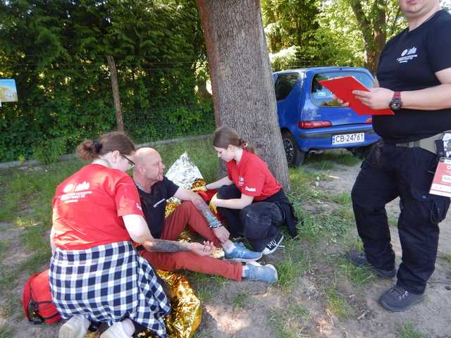 Mistrzostwa Polski Pierwszej Pomocy PCK: Świdnickie licealistki znów w czołówce kraju!