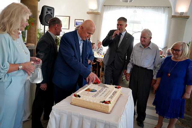 [FOTO] Samorządowcy z wszystkich dziewięciu kadencji spotkali się w Krzyżowej