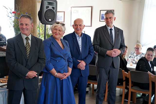 [FOTO] Samorządowcy z wszystkich dziewięciu kadencji spotkali się w Krzyżowej