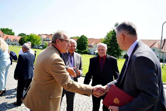 [FOTO] Samorządowcy z wszystkich dziewięciu kadencji spotkali się w Krzyżowej