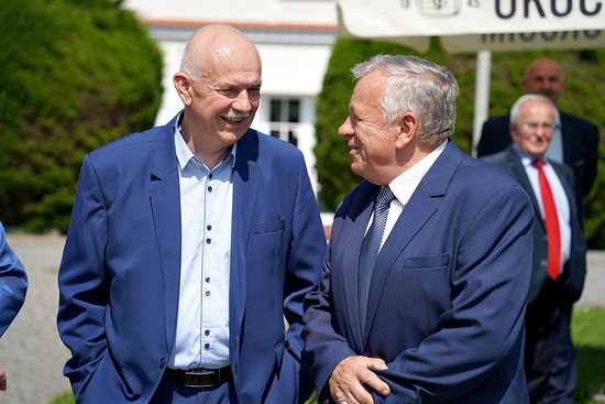 [FOTO] Samorządowcy z wszystkich dziewięciu kadencji spotkali się w Krzyżowej