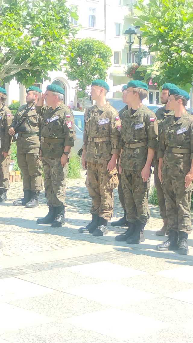 [FOTO] Przyrzeczenie strzeleckie na strzegomskim rynku