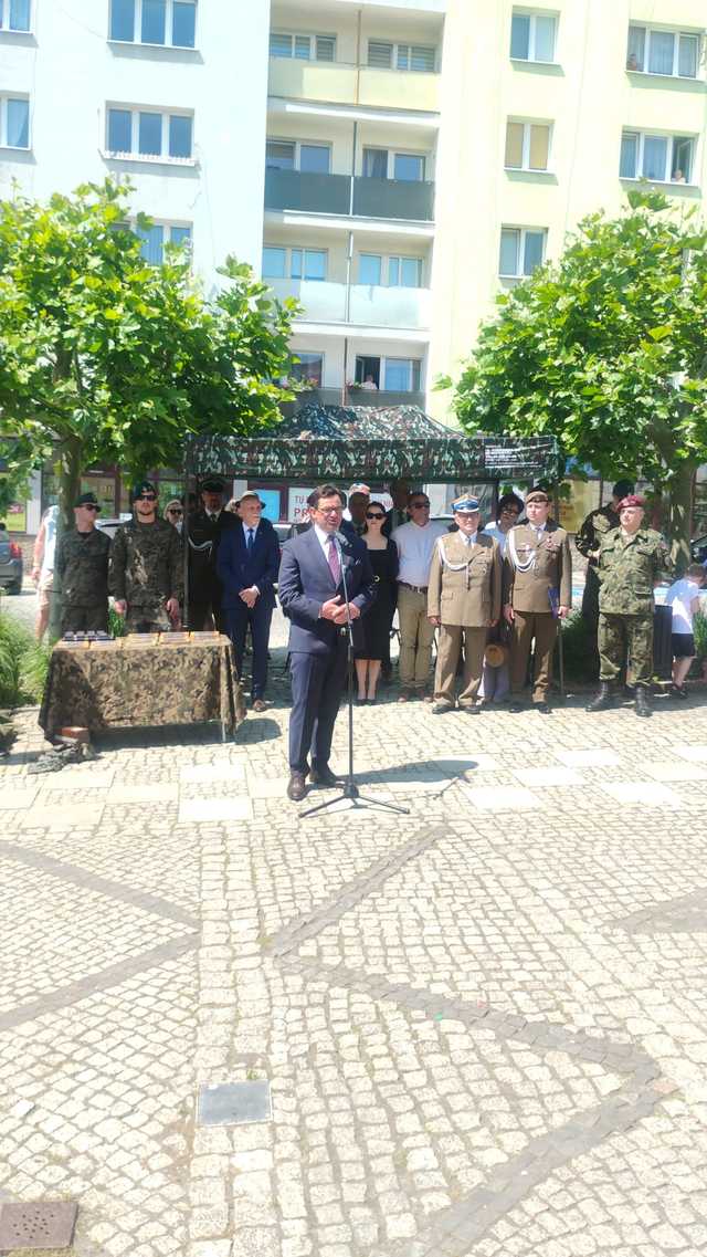 [FOTO] Przyrzeczenie strzeleckie na strzegomskim rynku