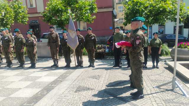 [FOTO] Przyrzeczenie strzeleckie na strzegomskim rynku