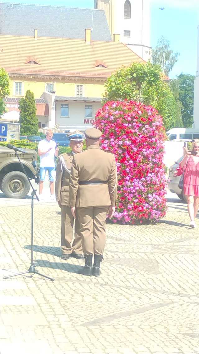 [FOTO] Przyrzeczenie strzeleckie na strzegomskim rynku