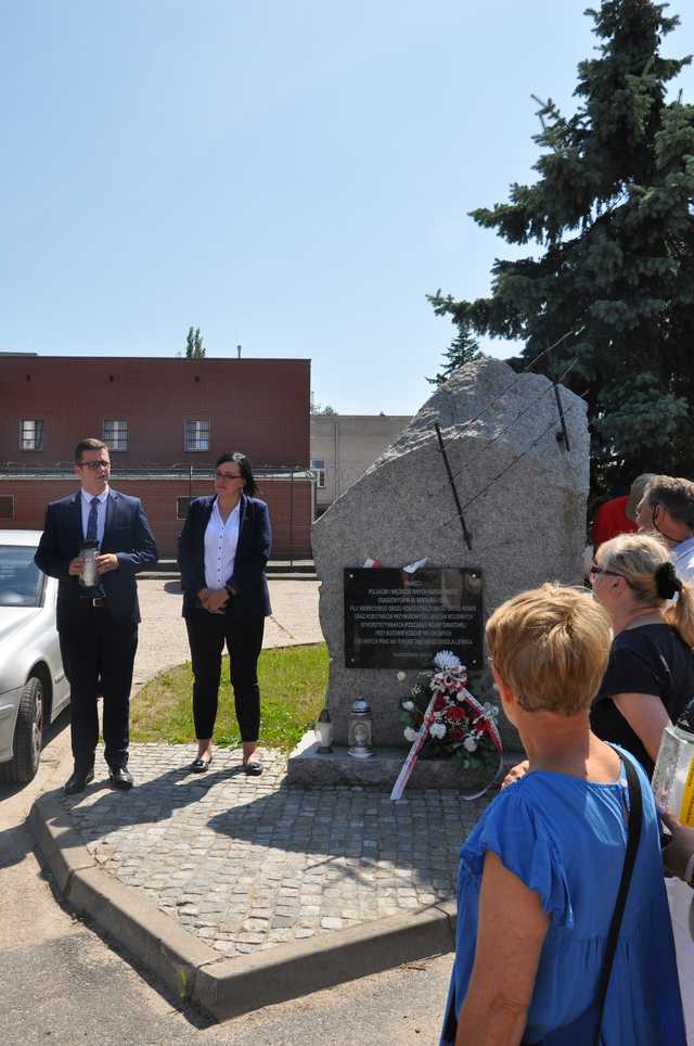 [FOTO] Upamiętnili pomordowanych w KL Gross-Rosen
