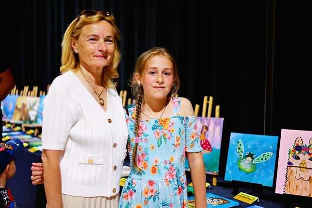 [FOTO] Uczestnicy zajęć w GCKiS Żarów zaprezentowali swoje prace artystyczne