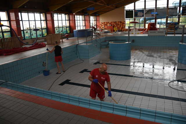 [FOTO] Trwa modernizacja Wodnego Centrum Rekreacji i Hali Sportowej w Świebodzicach 