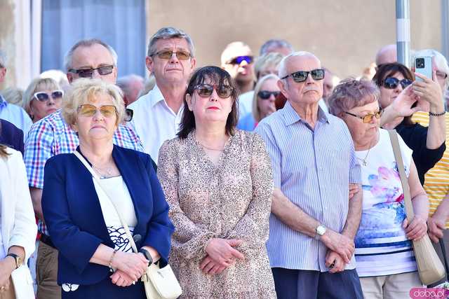 [FOTO] Wierni przeszli w procesji z okazji Bożego Ciała. Świętowanie zwieńczył Parafialny Festyn Rodzinny