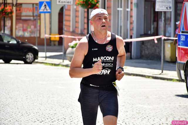 [FOTO/WYNIKI] Pobiegli w 12. edycji Strzegomskiej Dwunastki