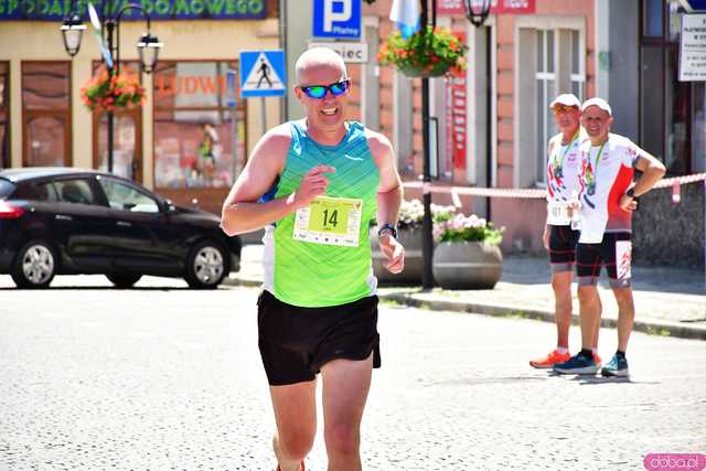 [FOTO/WYNIKI] Pobiegli w 12. edycji Strzegomskiej Dwunastki