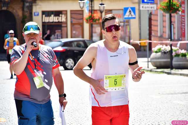 [FOTO/WYNIKI] Pobiegli w 12. edycji Strzegomskiej Dwunastki