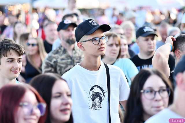 [NOWE ZDJĘCIA/WIDEO] Myslovitz i Łydka Grubasa porwali strzegomską publiczność na zakończenie Święta Granitu
