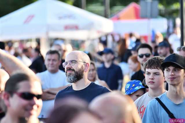 [NOWE ZDJĘCIA/WIDEO] Myslovitz i Łydka Grubasa porwali strzegomską publiczność na zakończenie Święta Granitu