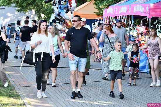 [FOTO] Wystartował drugi dzień świętowania w Strzegomiu. Na początek koncerty lokalnych zespołów