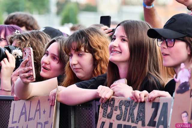 [NOWE ZDJĘCIA/WIDEO] Myslovitz i Łydka Grubasa porwali strzegomską publiczność na zakończenie Święta Granitu