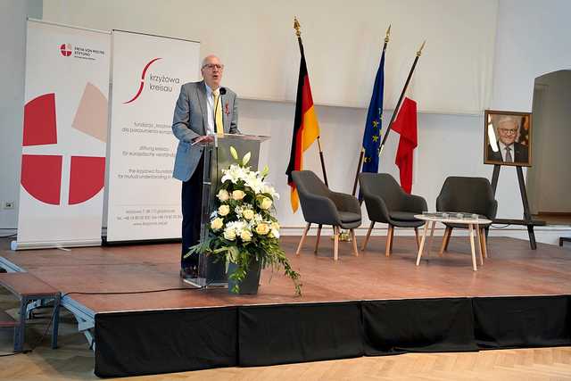 Krzyż Zasługi Republiki Federalnej Niemiec dla Helmutha Caspara Graf von Moltke 