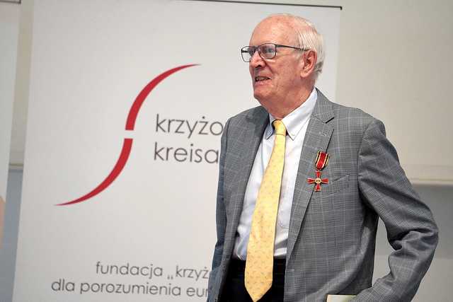 Krzyż Zasługi Republiki Federalnej Niemiec dla Helmutha Caspara Graf von Moltke 