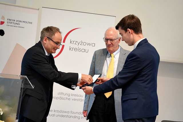 Krzyż Zasługi Republiki Federalnej Niemiec dla Helmutha Caspara Graf von Moltke 