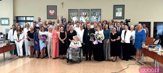 [FOTO] Dziś już nie wyobrażam sobie życia bez Świdnicy. Biskup Waldemar Pytel z tytułem Honorowego Obywatela Miasta